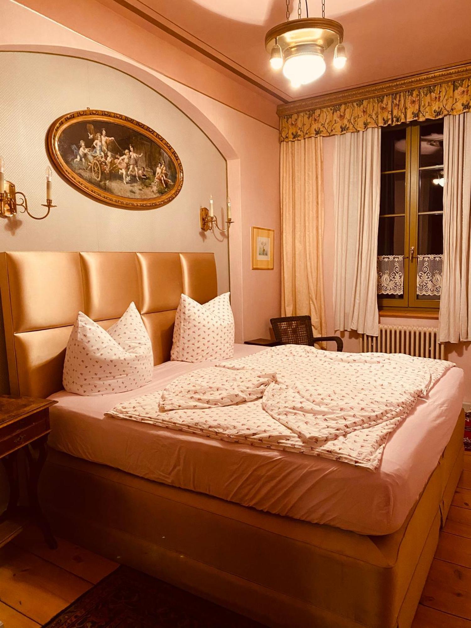 Altes Handelshaus Плауен Екстериор снимка